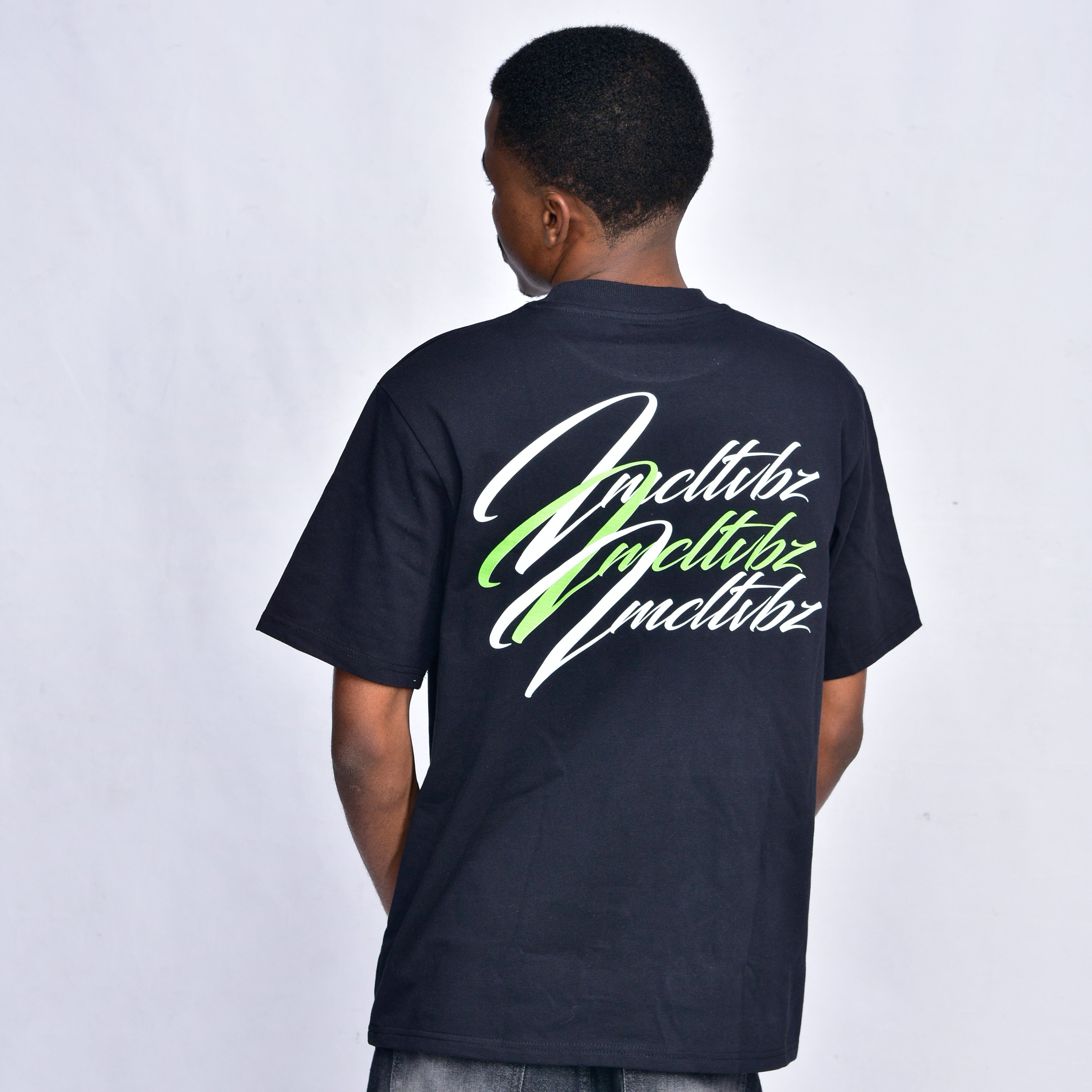 SIGNATURE TEE